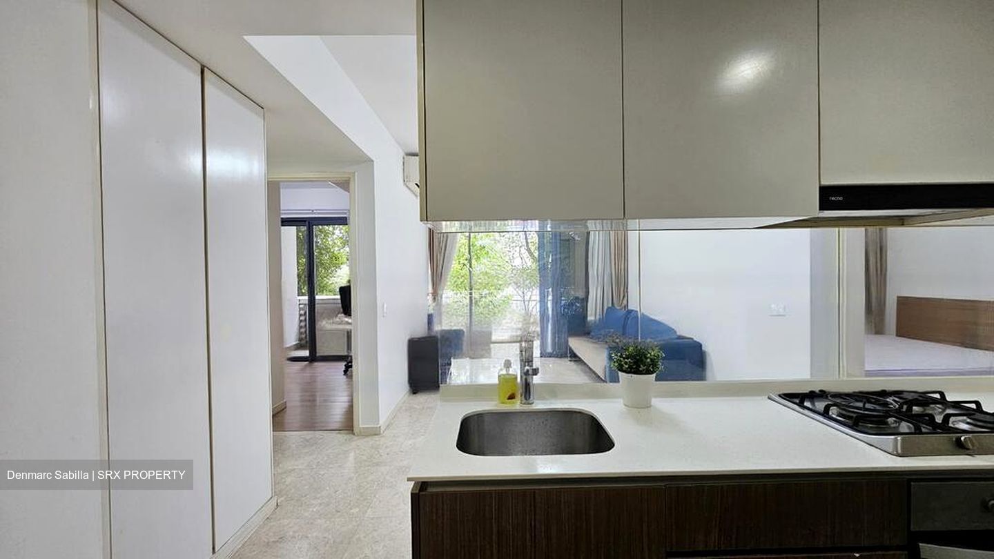 The Lakefront Residences (D22), Condominium #460672111